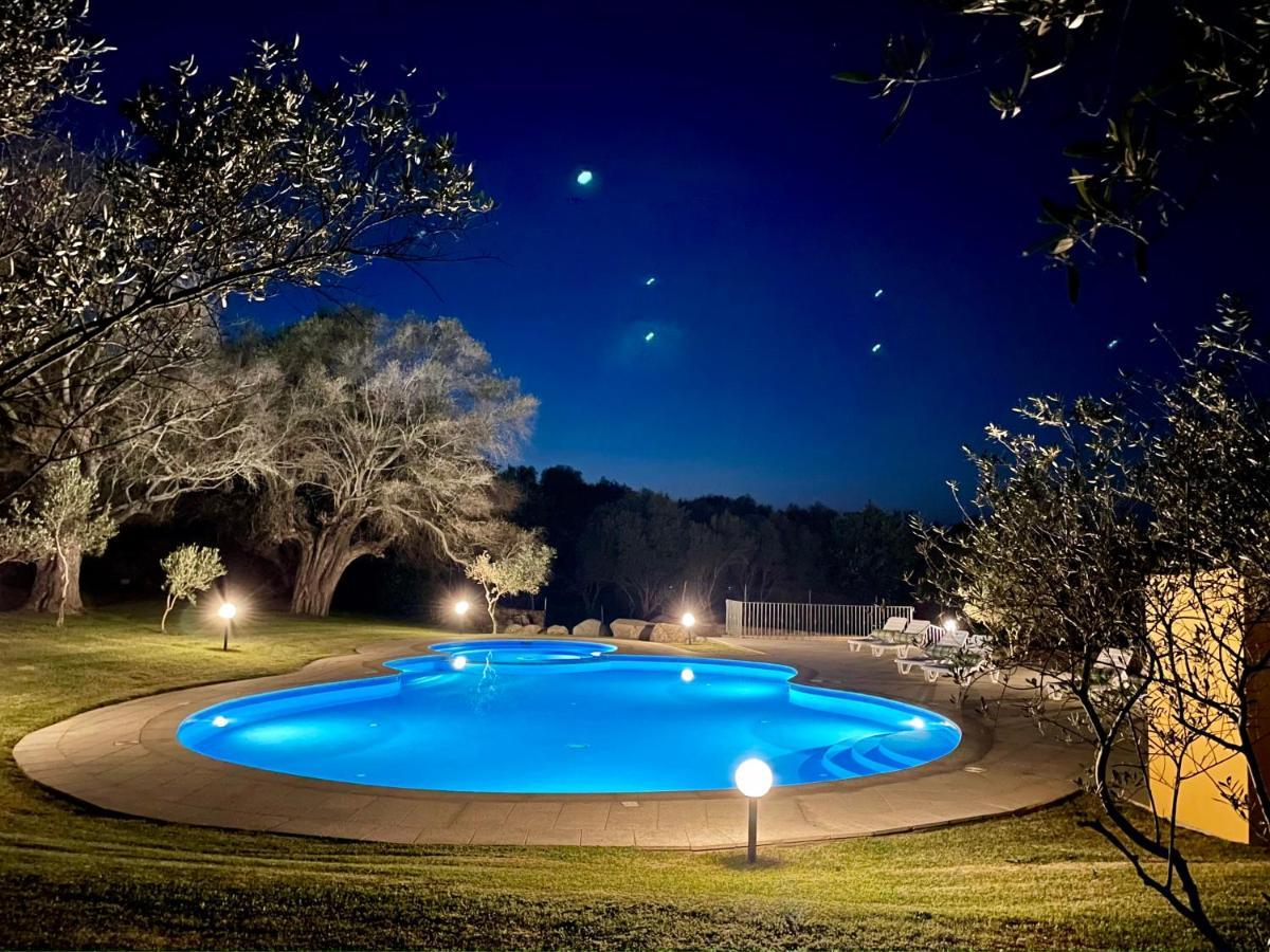 Punta D'Acu Country Resort Arzachena Eksteriør billede