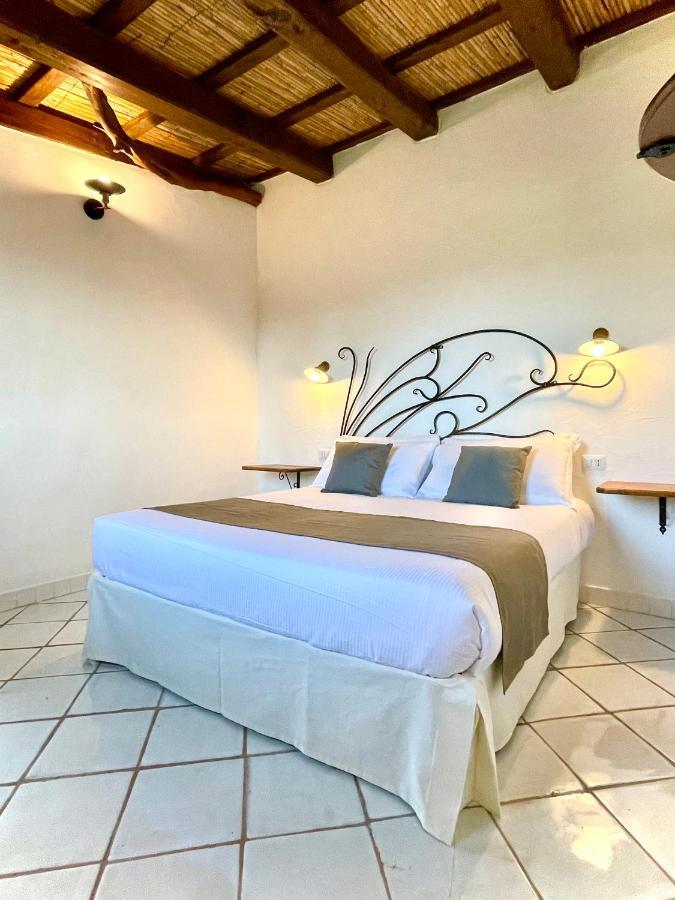 Punta D'Acu Country Resort Arzachena Eksteriør billede