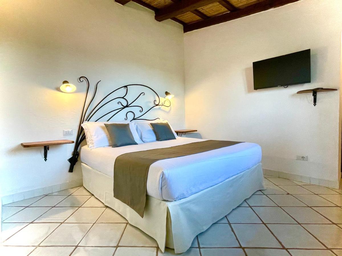 Punta D'Acu Country Resort Arzachena Eksteriør billede